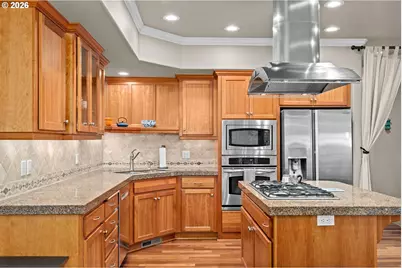 2003 NW Village Cir, Portland, OR 97229 - Photo 9