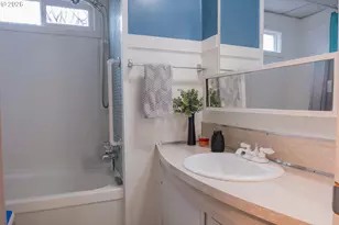4348 Essex St, Salem, OR 97317 - Photo 17