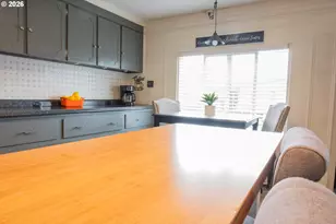 4348 Essex St, Salem, OR 97317 - Photo 7