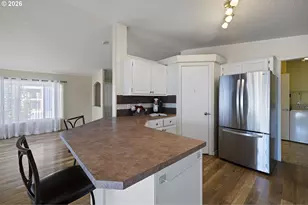 3700 Babcock Ln, Eugene, OR 97401 - Photo 17