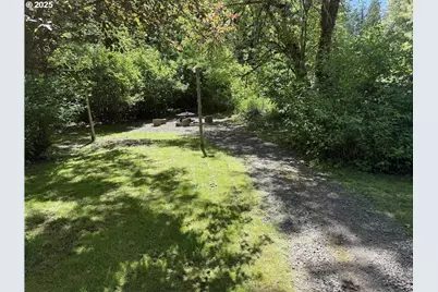 560 SE 59th Ct, Hillsboro, OR 97123 - Photo 43