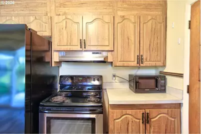 736 E Dalke St, Monmouth, OR 97361 - Photo 15