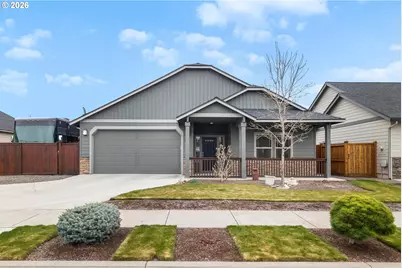 442 SE Pioneer Dr, Prineville, OR 97754 - Photo 1