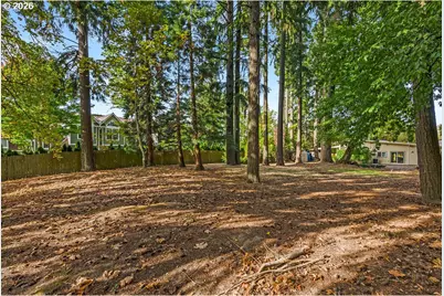 7825 SW Hall Blvd, Beaverton, OR 97008 - Photo 39