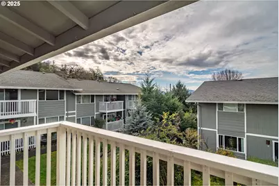 885 NE Sunset St #26, Roseburg, OR 97470 - Photo 13