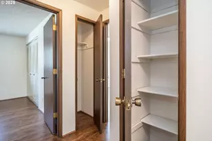 885 NE Sunset St, Roseburg, OR 97470 - Photo 23