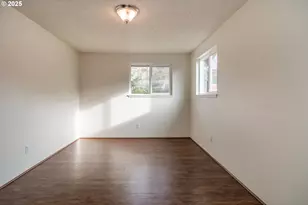 885 NE Sunset St, Roseburg, OR 97470 - Photo 27