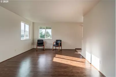 885 NE Sunset St #26, Roseburg, OR 97470 - Photo 17