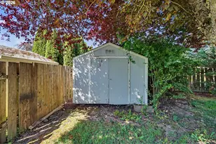 740 SE Lacey St, Sheridan, OR 97378 - Photo 31