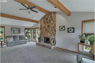 9076 Daleview Rd, Salem, OR 97317 - Photo 17