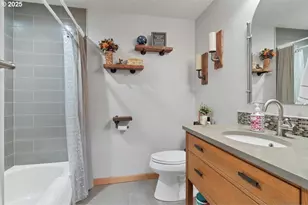 9076 Daleview Rd, Salem, OR 97317 - Photo 21