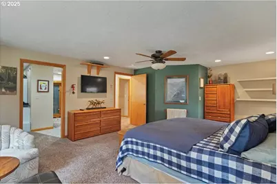 9076 Daleview Rd, Salem, OR 97317 - Photo 23
