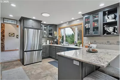 9076 Daleview Rd, Salem, OR 97317 - Photo 13