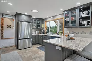 9076 Daleview Rd, Salem, OR 97317 - Photo 13