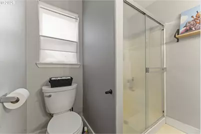 13444 SE Piper Dr, Happy Valley, OR 97086 - Photo 23