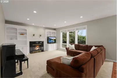 14240 NW Harbor Ln, Portland, OR 97229 - Photo 19