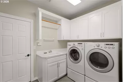 14240 NW Harbor Ln, Portland, OR 97229 - Photo 21