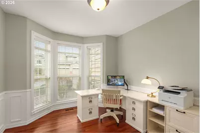 14240 NW Harbor Ln, Portland, OR 97229 - Photo 23