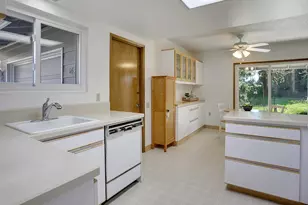 16350 SW Royalty Pkwy, King City, OR 97224 - Photo 15