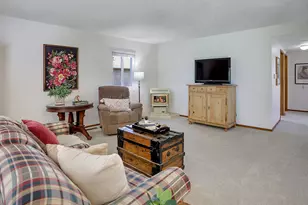 16350 SW Royalty Pkwy, King City, OR 97224 - Photo 9
