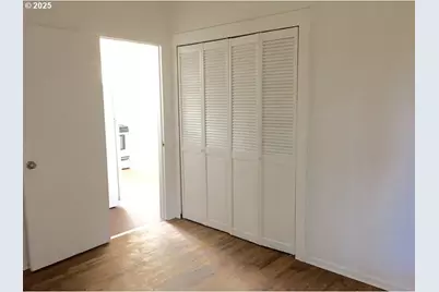 2536 NE Hoyt St, Portland, OR 97232 - Photo 33