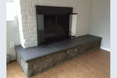 2536 NE Hoyt St, Portland, OR 97232 - Photo 19