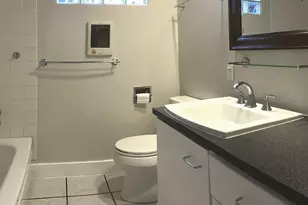 2536 NE Hoyt St, Portland, OR 97232 - Photo 41