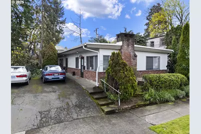 2536 NE Hoyt St, Portland, OR 97232 - Photo 9