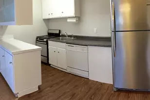 2536 NE Hoyt St, Portland, OR 97232 - Photo 37