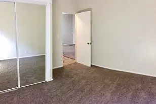 2536 NE Hoyt St, Portland, OR 97232 - Photo 47