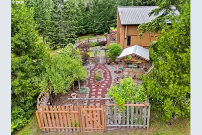 320 Rays Ln, Tenmile, OR 97481 - Photo 37