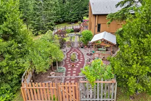 320 Rays Ln, Tenmile, OR 97481 - Photo 37