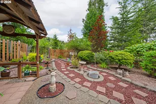 320 Rays Ln, Tenmile, OR 97481 - Photo 35