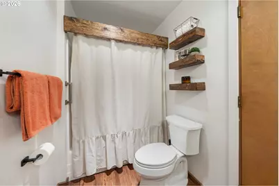 320 Rays Ln, Tenmile, OR 97481 - Photo 21