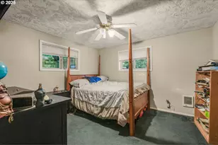 664 Thompson Ave, Salem, OR 97301 - Photo 13