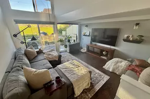 327 Country Club Rd, Eugene, OR 97401 - Photo 17