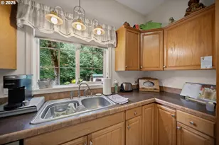 273 Golden Dr, Scottsburg, OR 97473 - Photo 29