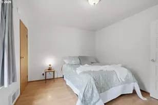 1902 6th St, Tillamook, OR 97141 - Photo 11