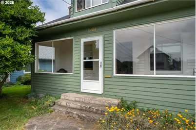 1902 6th St, Tillamook, OR 97141 - Photo 3