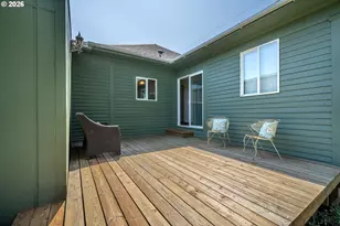 1902 6th St, Tillamook, OR 97141 - Photo 37