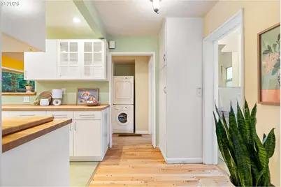 105 NE 66th Ave, Portland, OR 97213 - Photo 17