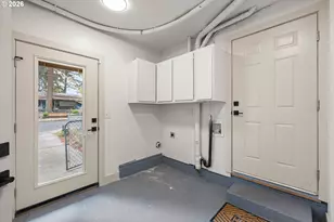 18655 SE Yamhill Cir, Portland, OR 97233 - Photo 21