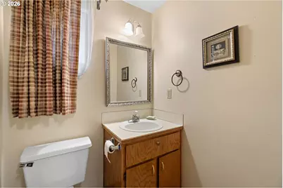 8414 SW Langtree St, Portland, OR 97224 - Photo 11
