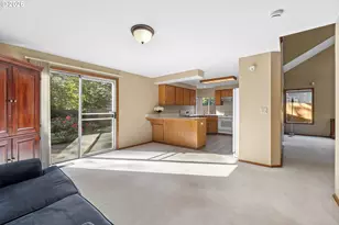 8414 SW Langtree St, Portland, OR 97224 - Photo 5
