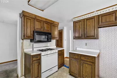 16701 SE Stephens St, Portland, OR 97233 - Photo 27