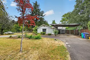16701 SE Stephens St, Portland, OR 97233 - Photo 9