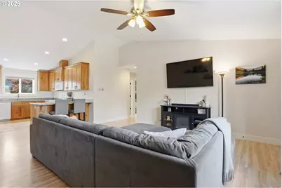 1343 NE Sunrise Ln, Hillsboro, OR 97124 - Photo 5