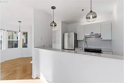 325 NW Uptown Ter #1A, Portland, OR 97210 - Photo 25