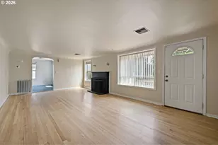 335 Kourt Dr, Eugene, OR 97404 - Photo 7
