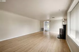 335 Kourt Dr, Eugene, OR 97404 - Photo 5